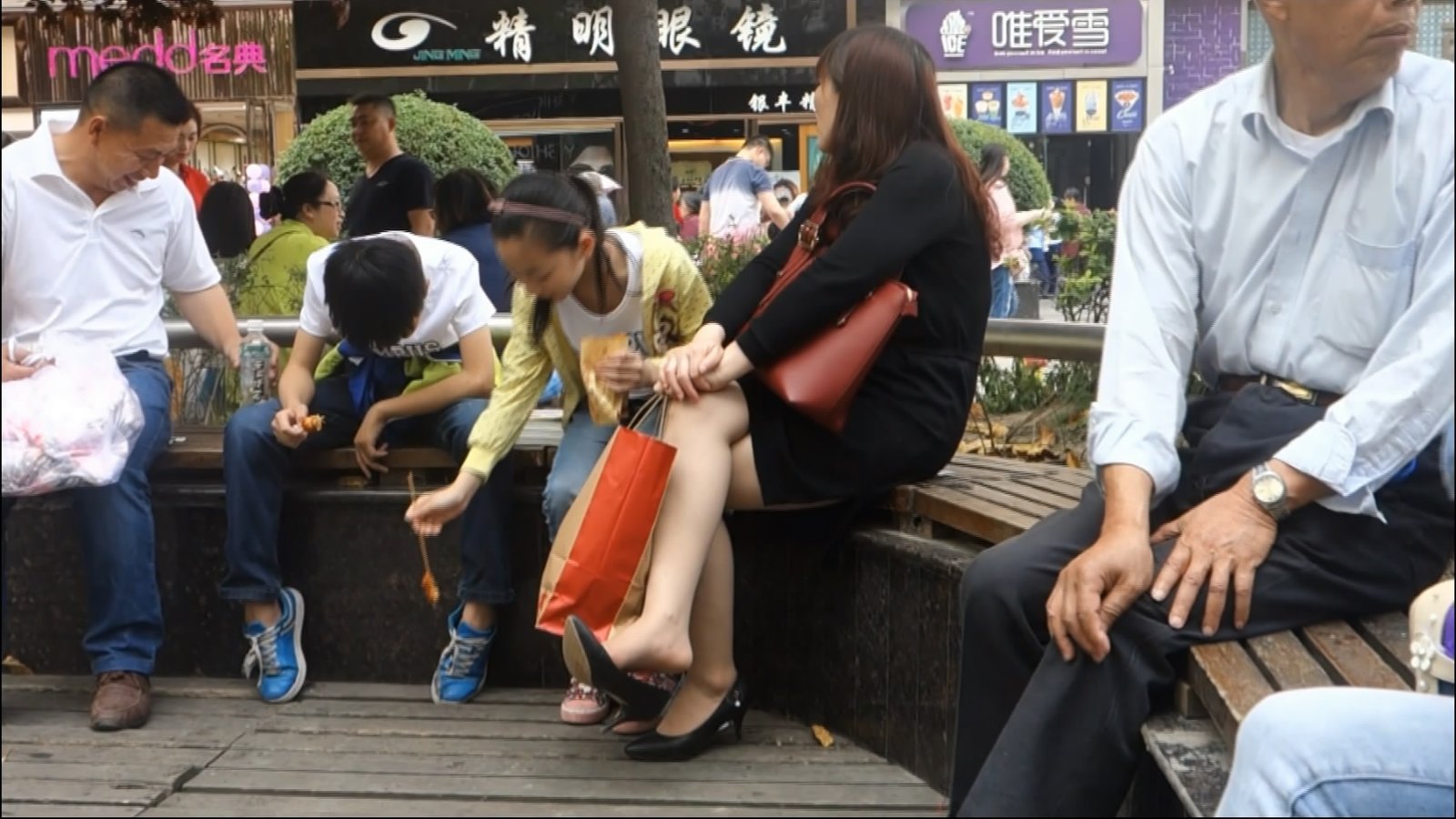 streetsnapdangl[00 01 42][20181129 235340 0]